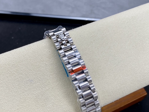 激安ロレックス着用イメージ